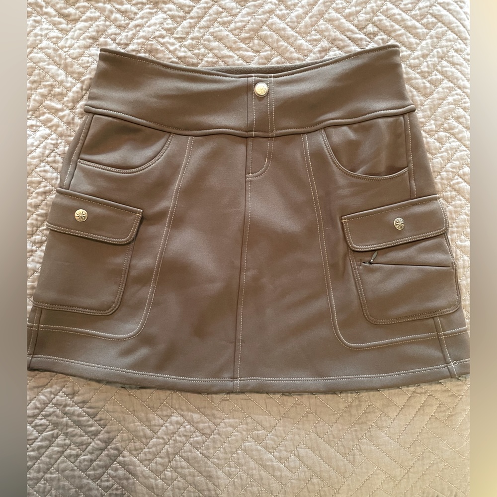 Athleta cargo mini skirt